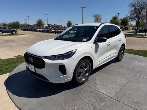 Used 2023 Ford Escape ST-Line w/ Tech Pack #1 image 3