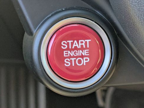 Used 2018 Alfa Romeo Giulia Quadrifoglio w/ Driver Assist Dynamic Package image 13