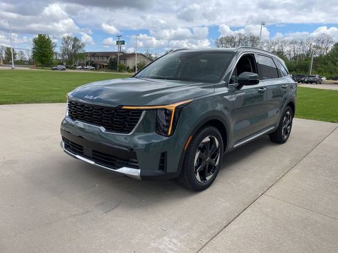 New 2026 Kia Sorento EX AWD/4WD image 2
