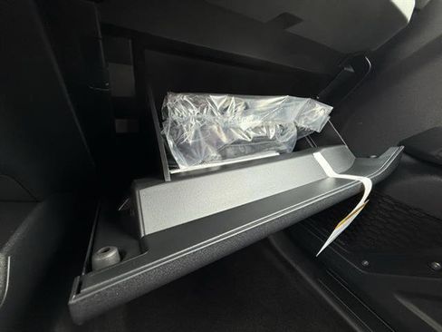 New 2025 Ford Bronco 4-Door image 25