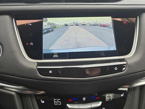 New 2026 Cadillac XT5 Luxury image 23