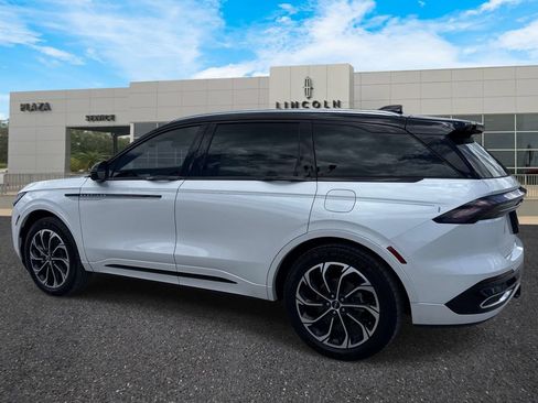 New 2026 Lincoln Nautilus Reserve AWD/4WD image 5