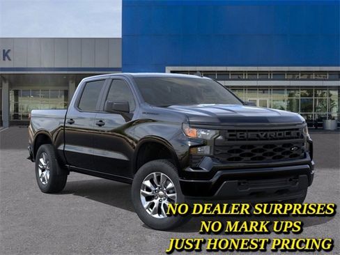 New 2026 Chevrolet Silverado 1500 Custom w/ LPO, Dark Essentials Package image 7