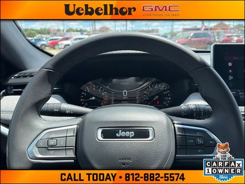 Used 2024 Jeep Compass Latitude AWD/4WD image 26