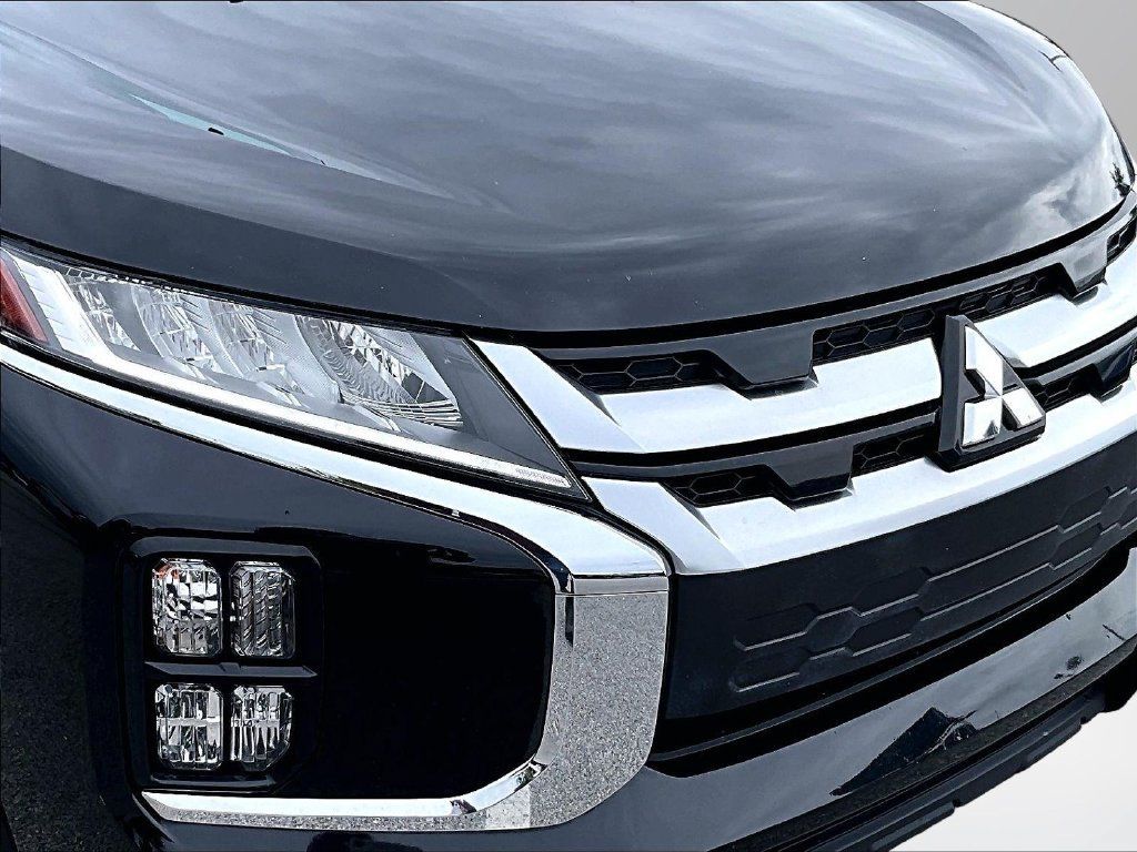 Used 2024 Mitsubishi Outlander Sport AWD image 29
