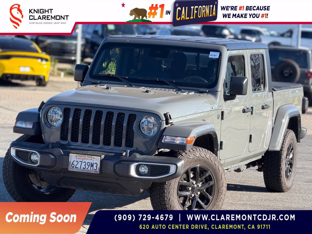 Used 2022 Jeep Gladiator Sport AWD/4WD image 1
