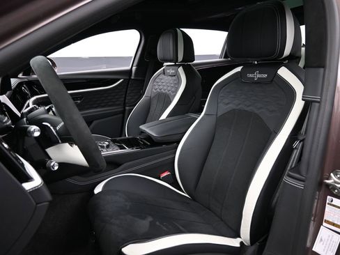 Certified 2025 Bentley Flying Spur Speed image 5