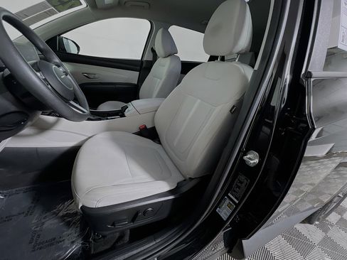 Used 2025 Hyundai Tucson SEL FWD image 15