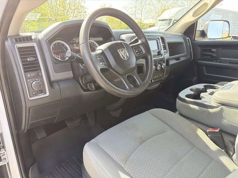 Used 2015 RAM 2500 Tradesman w/ Chrome Appearance Group RWD image 25