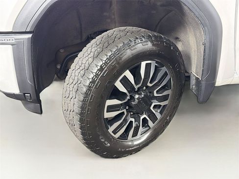 Used 2024 GMC Sierra 2500 Denali Ultimate AWD/4WD image 38