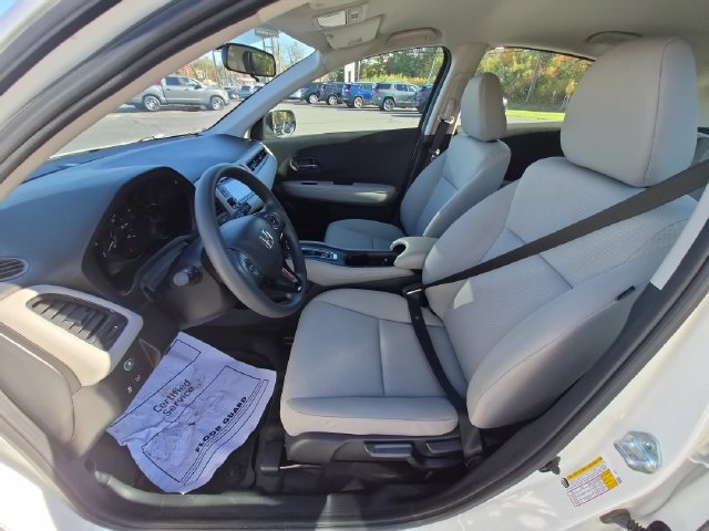 Used 2022 Honda HR-V LX image 25