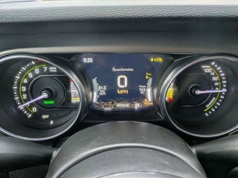 Used 2023 Jeep Wrangler Unlimited w/ Sun & Screen Package image 12