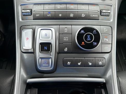 Used 2023 Hyundai Santa Fe Limited AWD/4WD image 15