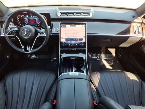 Certified 2022 Mercedes-Benz S 500 4MATIC image 4