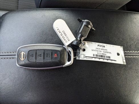 Used 2024 Nissan Sentra SV image 31