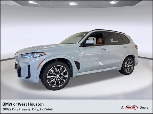 Used 2024 BMW X5 sDrive40i w/ M Sport Package image 1