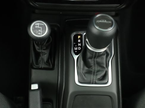 New 2026 Jeep Gladiator Sport image 19