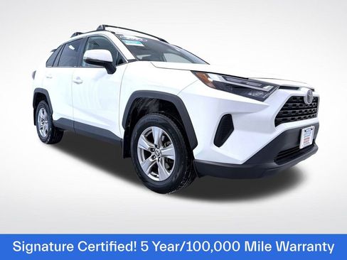 Used 2023 Toyota RAV4 XLE image 1