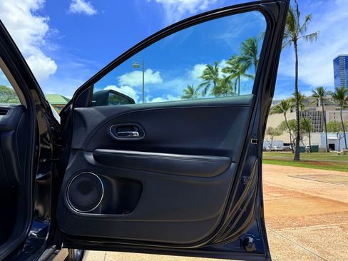 Used 2016 Honda HR-V EX-L image 14