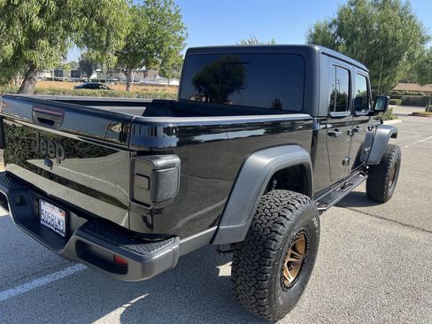 Used 2020 Jeep Gladiator Sport w/ Quick Order Package 24S image 23