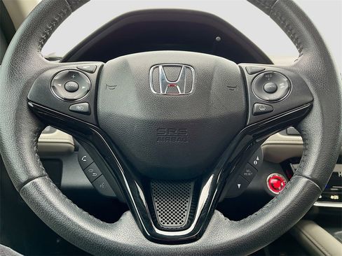 Used 2022 Honda HR-V EX-L image 11