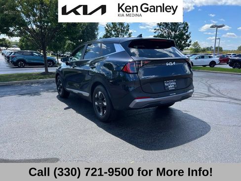 Certified 2026 Kia Sportage LX FWD image 14