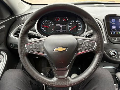 Used 2024 Chevrolet Malibu LT FWD image 14