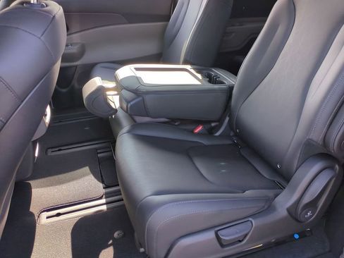 New 2026 Kia Carnival SX image 25