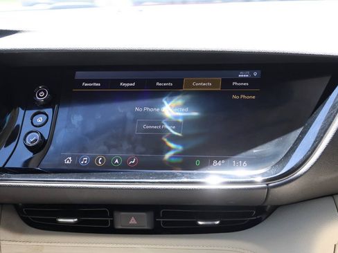 Used 2021 Buick Envision Avenir w/ Technology Package II AWD/4WD image 19