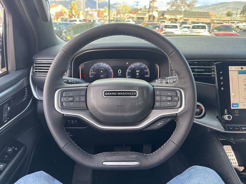 New 2026 Jeep Grand Wagoneer Limited image 17