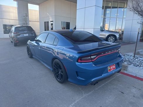 Used 2022 Dodge Charger Scat Pack w/ Dynamics Package image 4