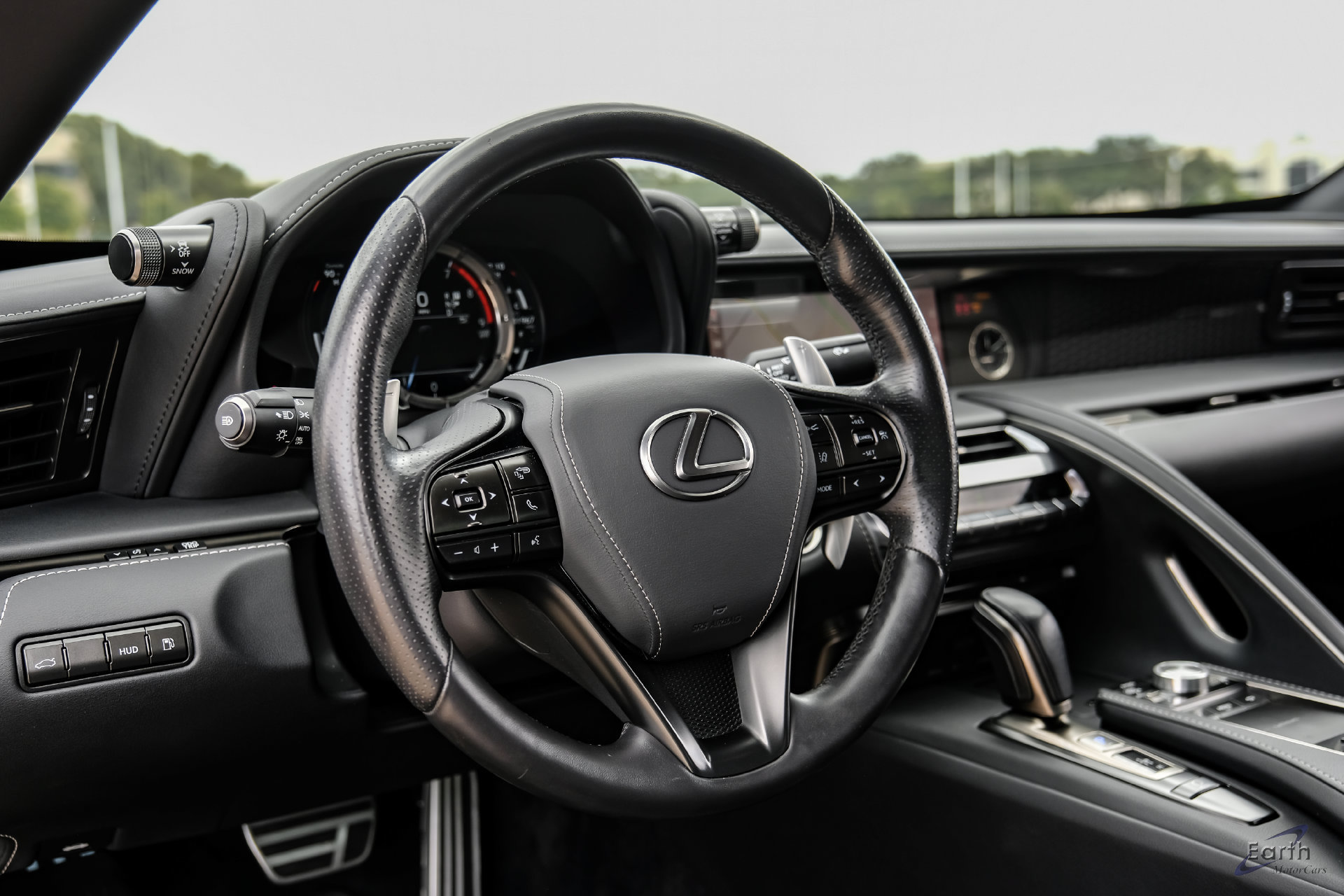 Used 2021 Lexus LC 500 Convertible w/ Touring Package RWD image 38