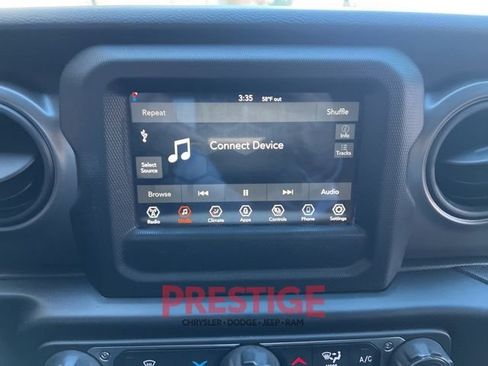 Used 2022 Jeep Wrangler Willys image 35