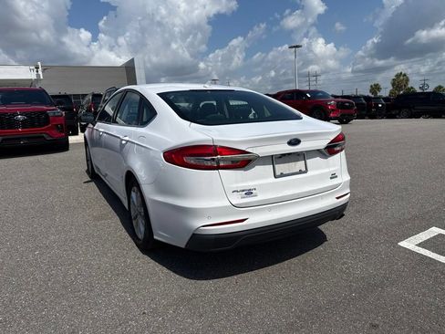 Used 2020 Ford Fusion SE FWD image 3