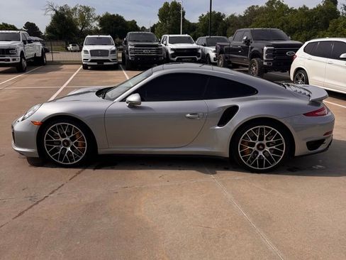 Used 2015 Porsche 911 Turbo S image 4