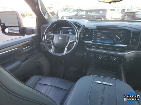 Used 2024 Chevrolet Silverado 2500 High Country w/ High Country Premium Package image 11