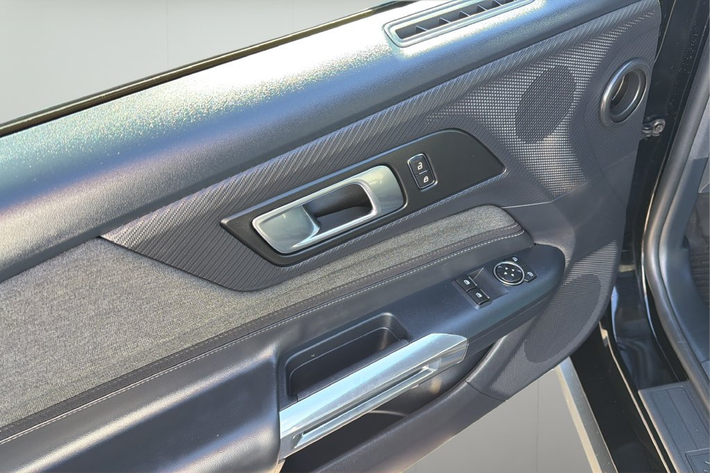 Used 2024 Ford Mustang GT RWD image 16