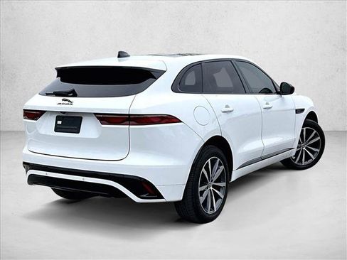 Used 2025 Jaguar F-PACE R-Dynamic S image 2