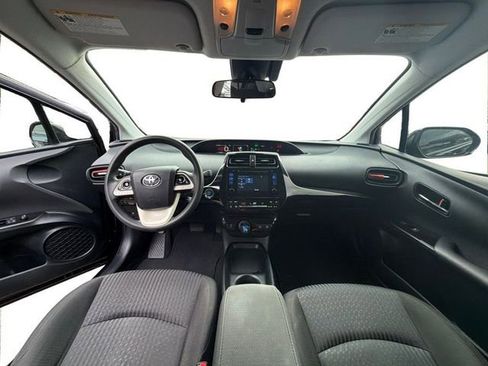Used 2017 Toyota Prius Two w/ Carpet Mat Package FWD image 12