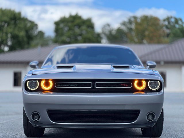 Used 2016 Dodge Challenger R/T Plus RWD image 2