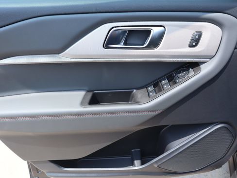 New 2026 Ford Explorer Active RWD image 15