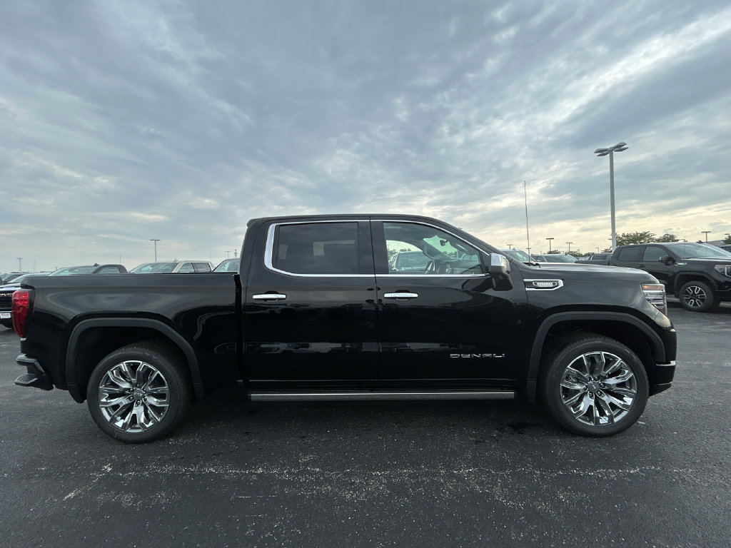 New 2026 GMC Sierra 1500 Denali w/ Denali Reserve Package AWD/4WD image 7