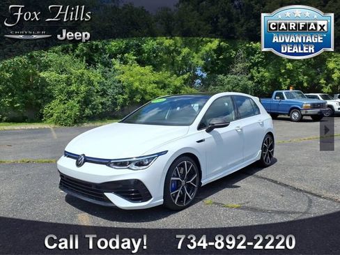 Used 2022 Volkswagen Golf R AWD/4WD image 3
