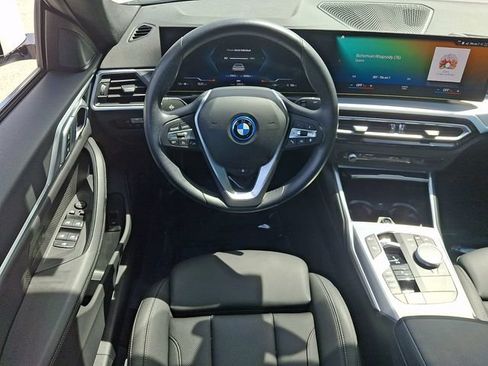 Used 2023 BMW i4 eDrive35 w/ Premium Package RWD image 13