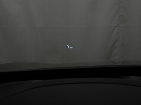 Used 2017 Genesis G80 3.8 w/ Option Group 03 image 24