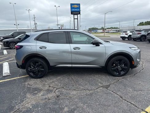 Used 2025 Buick Envision Sport Touring AWD/4WD image 8