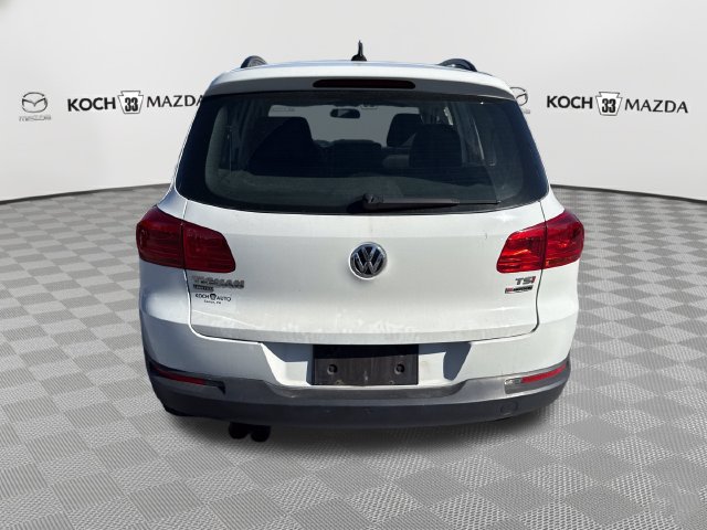 Used 2018 Volkswagen Tiguan Limited w/ Premium Package AWD/4WD image 6