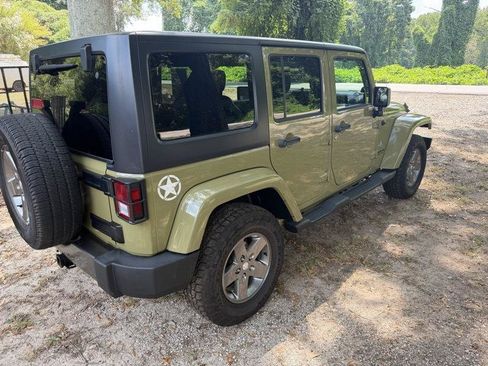 Used 2013 Jeep Wrangler Unlimited Sport AWD/4WD image 4