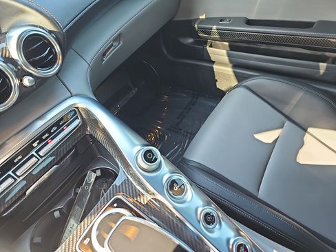 Used 2016 Mercedes-Benz AMG GT S image 23