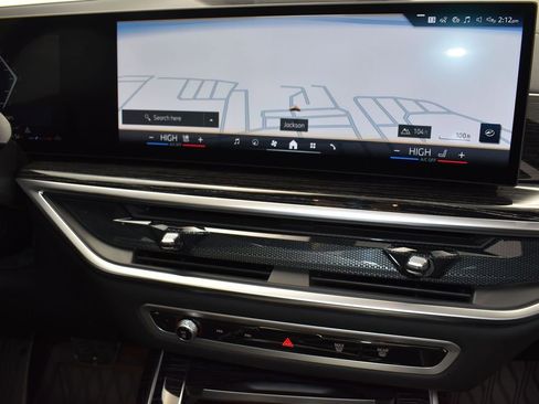 New 2026 BMW X7 xDrive40i w/ M Sport Package AWD/4WD image 29